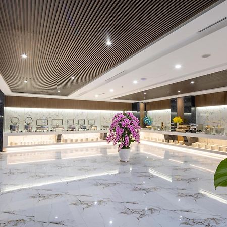 Miracle Luxury Nha Trang Exterior foto