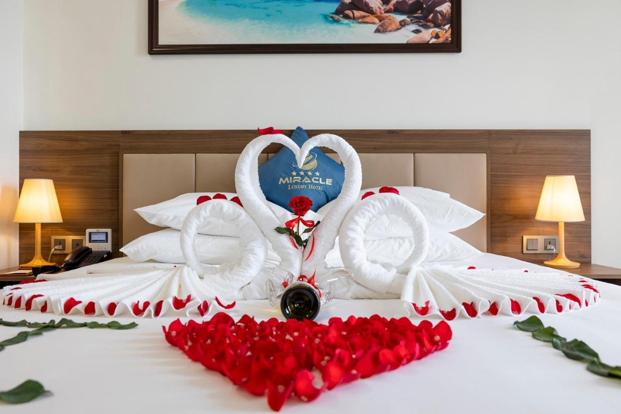 Miracle Luxury Nha Trang Exterior foto