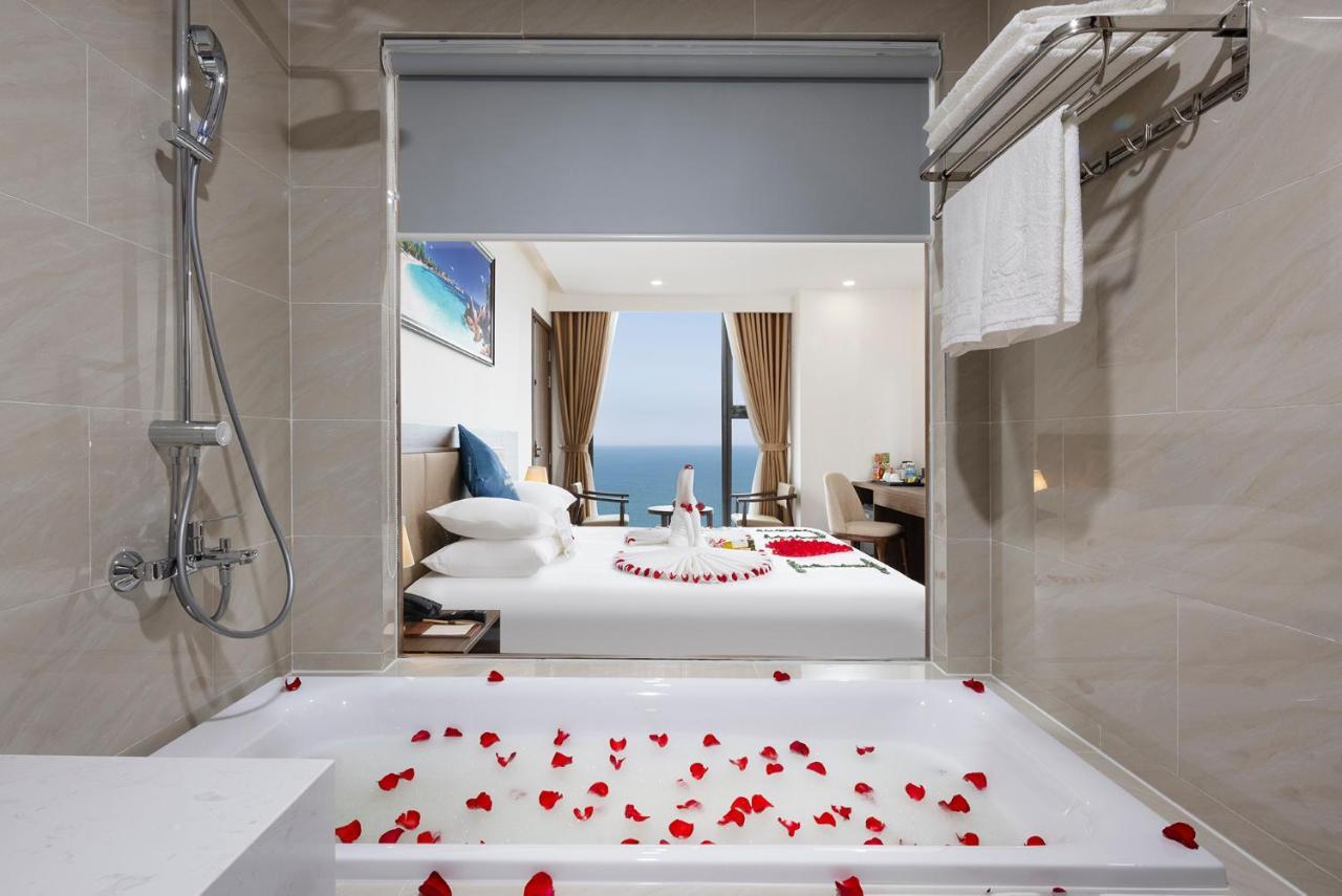 Miracle Luxury Nha Trang Exterior foto