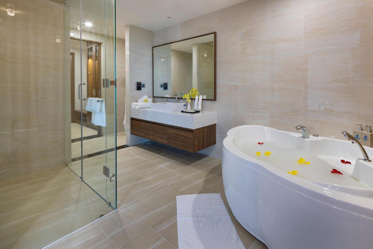 Miracle Luxury Nha Trang Exterior foto