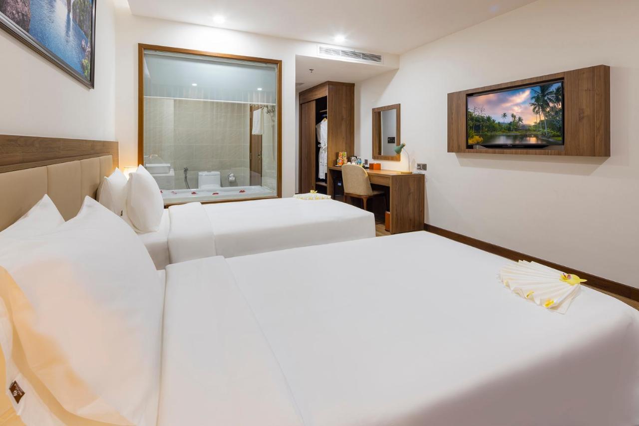 Miracle Luxury Nha Trang Exterior foto