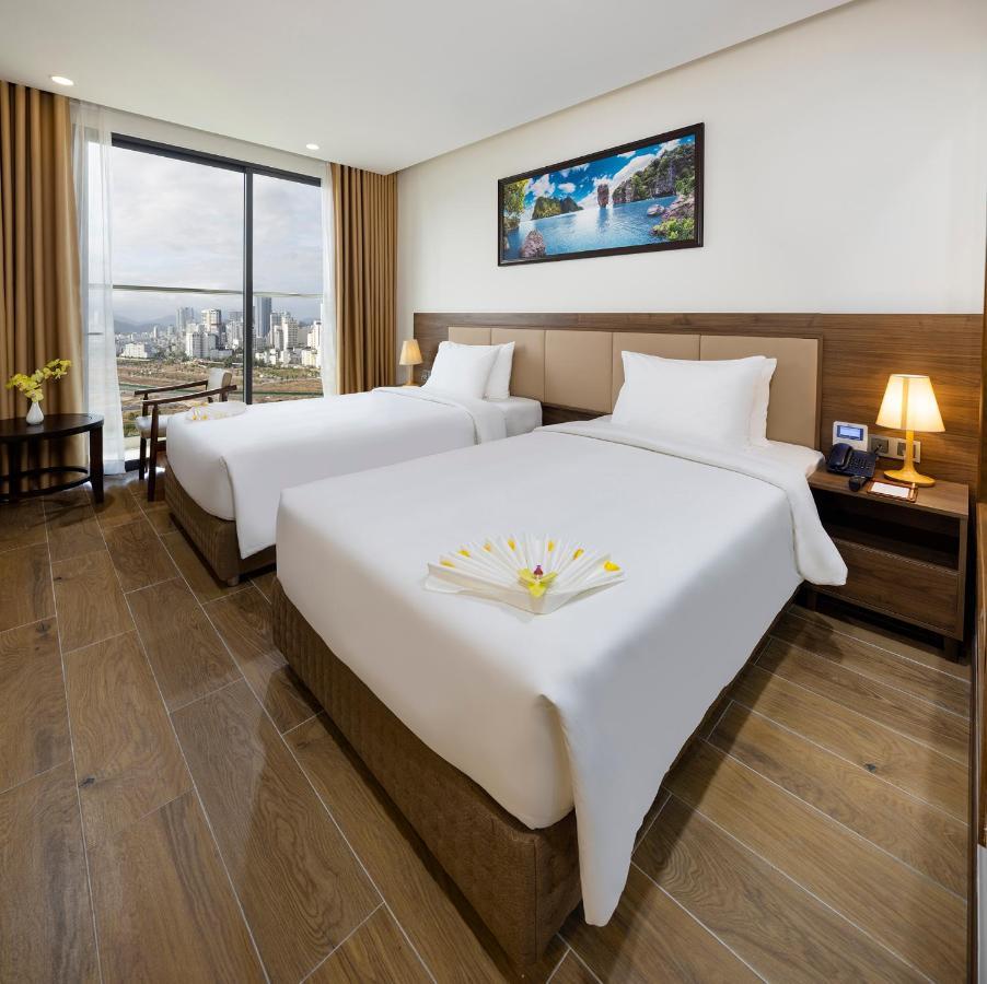 Miracle Luxury Nha Trang Exterior foto