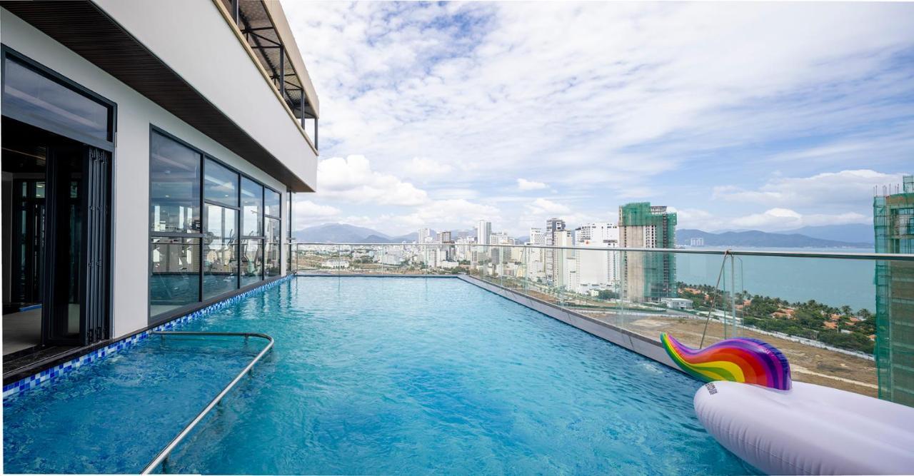 Miracle Luxury Nha Trang Exterior foto