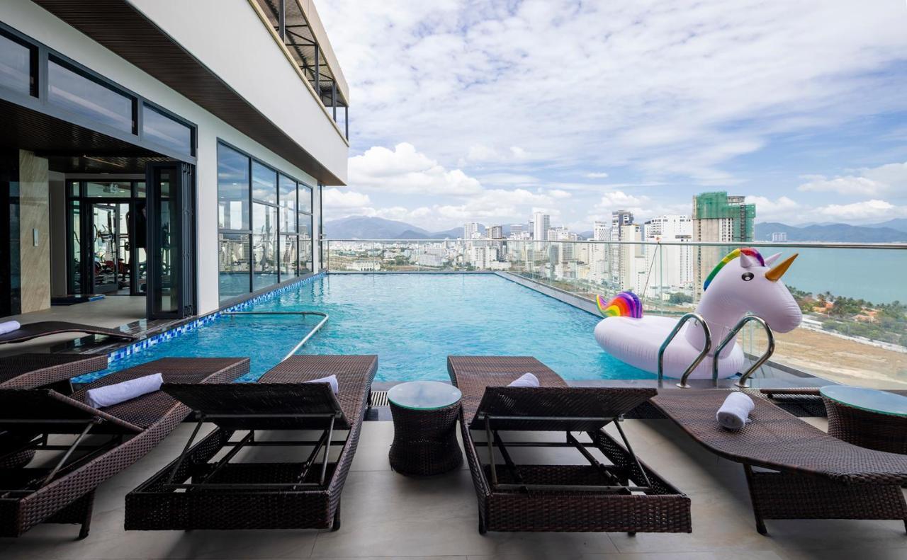 Miracle Luxury Nha Trang Exterior foto